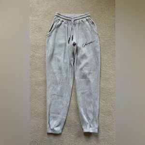 Young LA men’s Gray waffle knit Sweatpants joggers size medium